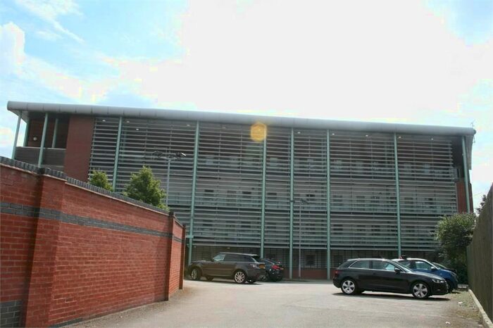 2 Bedroom Flat To Rent In Aldbourne Road, Coventry, CV1