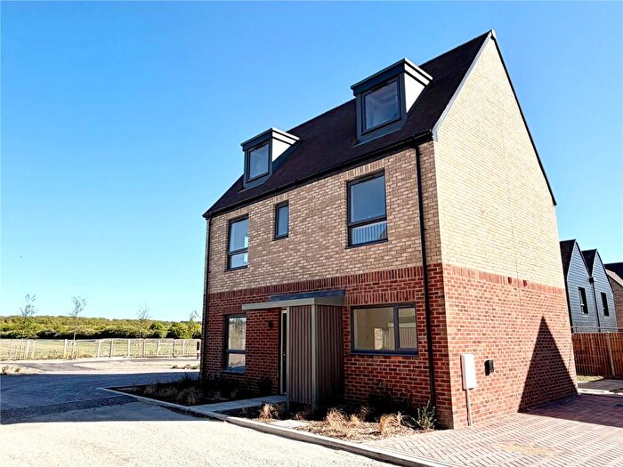 4 Bedroom Detached House For Sale In Netherhall Gardens, Worts Causeway, Cambridge, Cambridgeshire, CB1