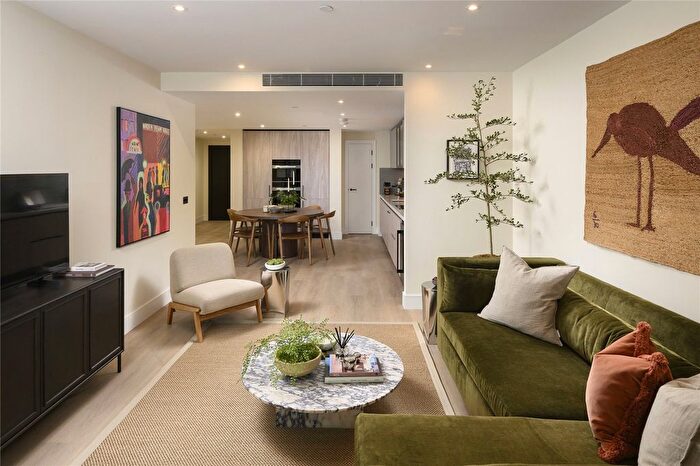 1 Bedroom Flat For Sale In Regents View, Hackney Road, Bethnal Green, E2