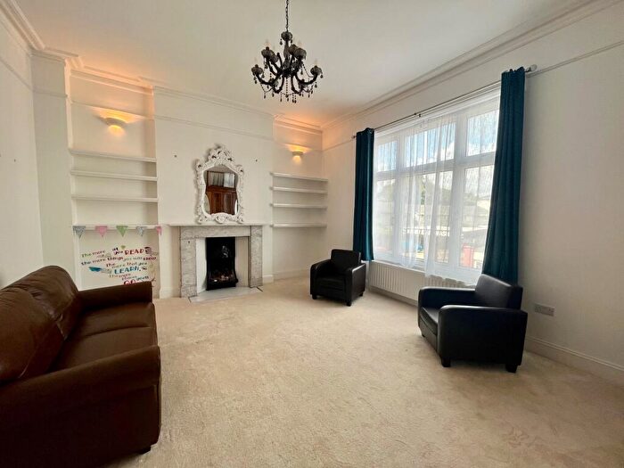 4 Bedroom Town House To Rent In Monkton Street, Ryde, PO33