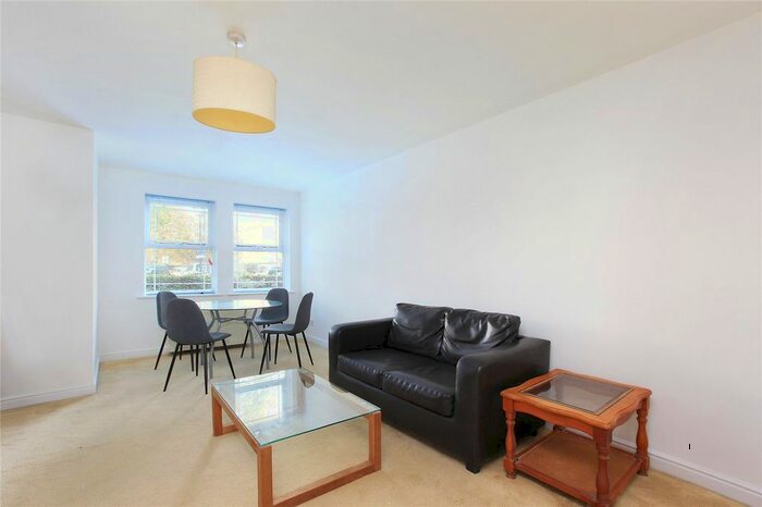 2 Bedroom Flat To Rent In John Archer Way, Wandsworth Common, London, SW18