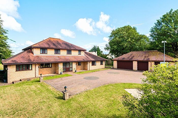 6 Bedroom Detached House For Sale In Silver Street, Midsomer Norton, BA3