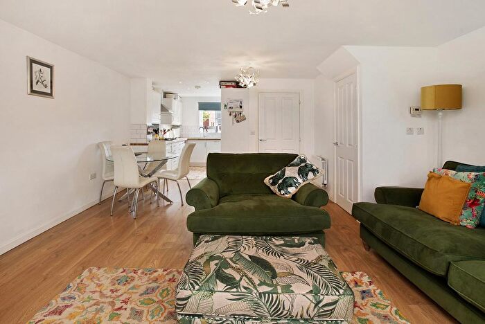 3 Bedroom End Of Terrace House For Sale In Coombe Gardens, First Avenue, Teignmouth, TQ14