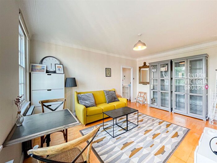 1 Bedroom Flat To Rent In Eton Hall, Eton College Road, London, NW3