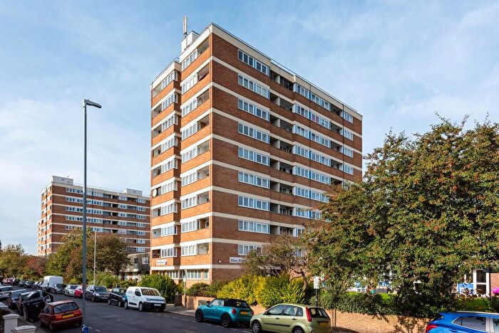 1 Bedroom Apartment To Rent In Clarendon Road, Hove, BN3