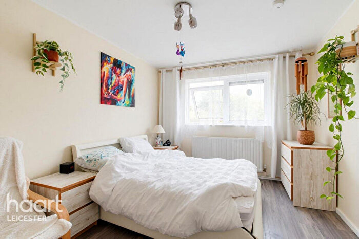 1 Bedroom Flat To Rent In Blackmore Drive, Leicester, LE3
