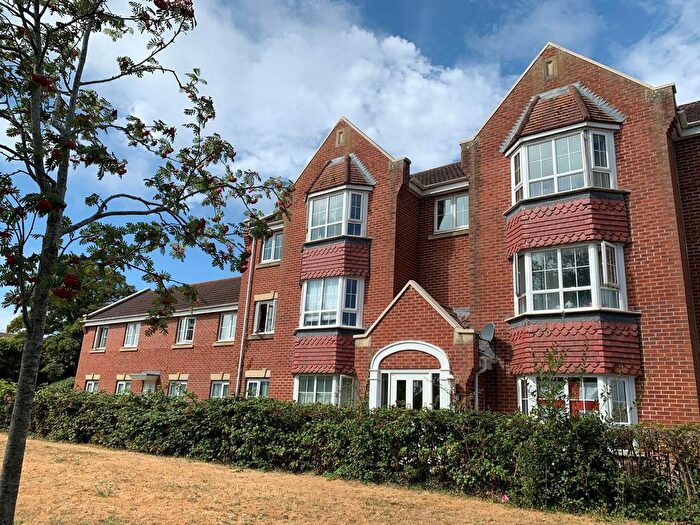 2 Bedroom Flat For Sale In St. Christophers Way, Burnham-On-Sea, TA8