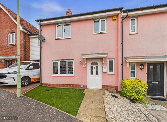 3 Bedroom Terraced House For Sale In Buzzard Rise, Stowmarket, IP14