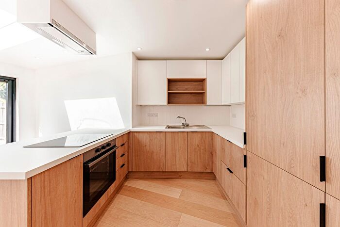 2 Bedroom Terraced House For Sale In Bigbury Road, Chartham Hatch, CT4