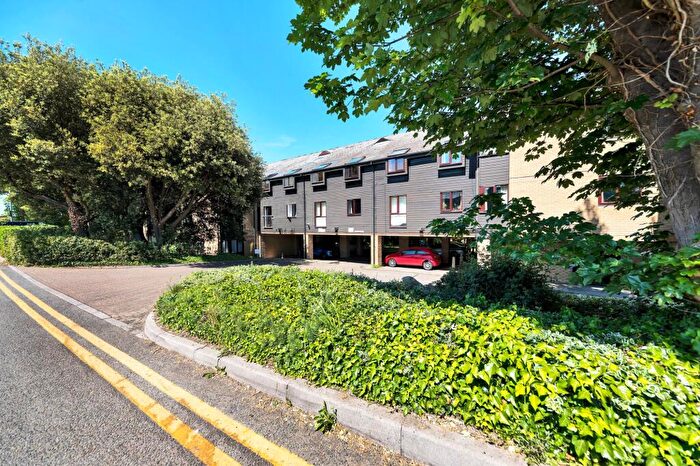 1 Bedroom Apartment For Sale In Old North Road, Royston, SG8