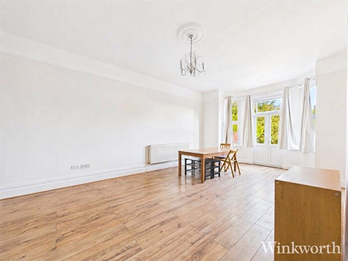 2 Bedroom Flat To Rent In Creffield Road, Ealing, London, W3