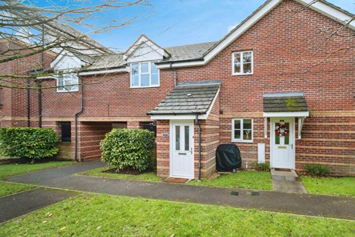 2 Bedroom Maisonette For Sale In Kingswood Close, Camberley, GU15