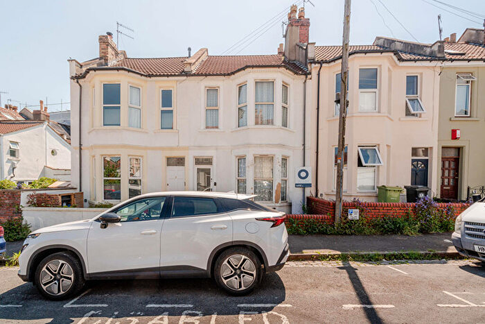 3 Bedroom Terraced House For Sale In Lime Road, Southville, Bristol, BS3