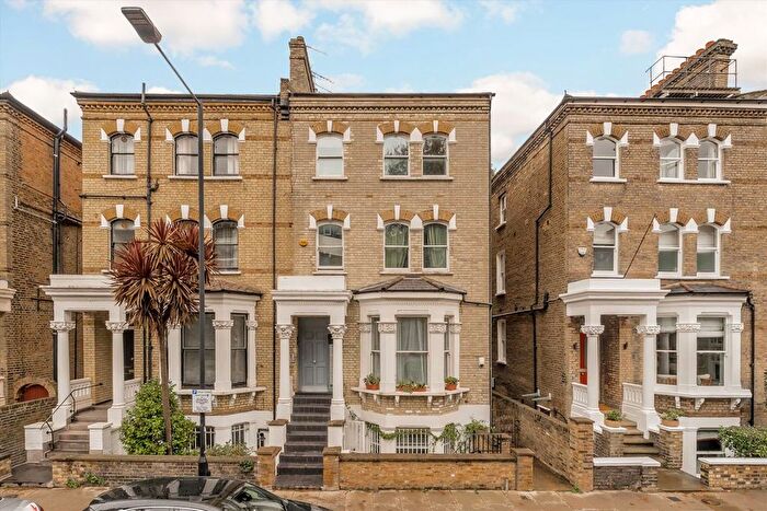 1 Bedroom Flat To Rent In Edith Road, West Kensington, W14