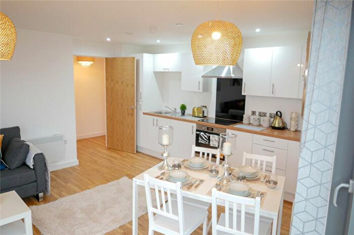 1 Bedroom Flat For Sale In The Tower, Plaza Boulevard, Liverpool, L8