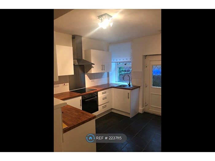 3 Bedroom Terraced House To Rent In Vernon Street, Ashton-Under-Lyne, OL5