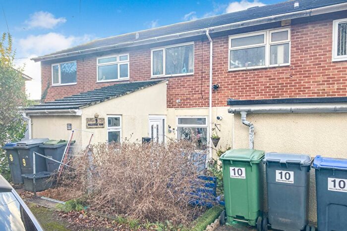3 Bedroom Terraced House For Sale In Hollybush Road, Warminster, BA12