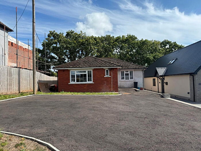 3 Bedroom Detached Bungalow For Sale In Gelligaer Road, Trelewis, Treharris, CF46