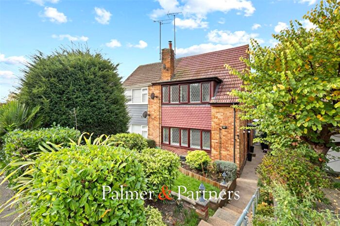 3 Bedroom Semi-Detached House For Sale In Hugh Dickson Road, Colchester, Essex, CO4