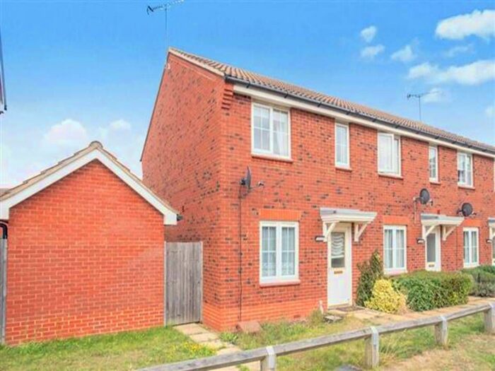 2 Bedroom End Of Terrace House To Rent In Queen Bee Court, Hatfield, Hertfordshire AL10
