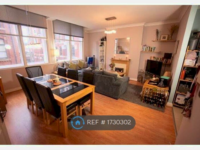 2 Bedroom Flat To Rent In Velvet House, Manchester, M1