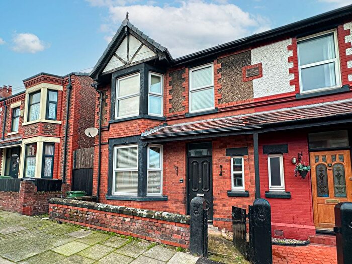 4 Bedroom Semi Detached House For Sale In South Hill Road, Prenton, CH43