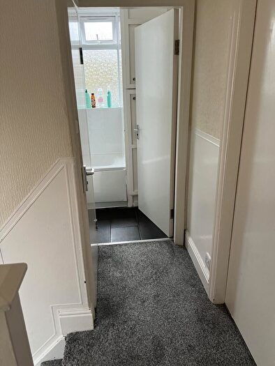 5 Bedroom Semi-Detached House To Rent In Bedroom Student House - Lenton UoN, NG7
