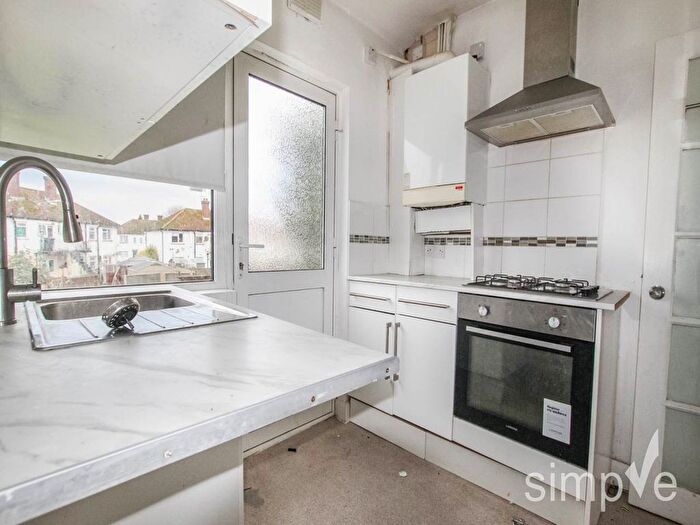 2 Bedroom Maisonette To Rent In West End Lane, Harlington, Middlesex, UB3