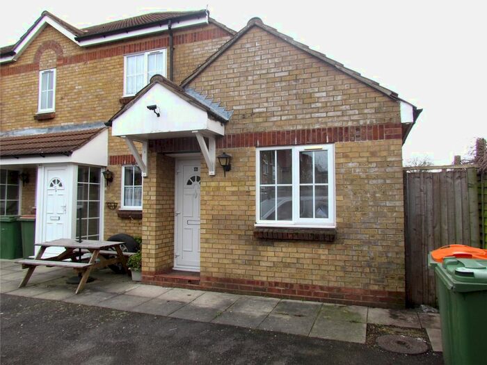 1 Bedroom Maisonette To Rent In Edinburgh Court, Edinburgh Road, Plaistow, London E13