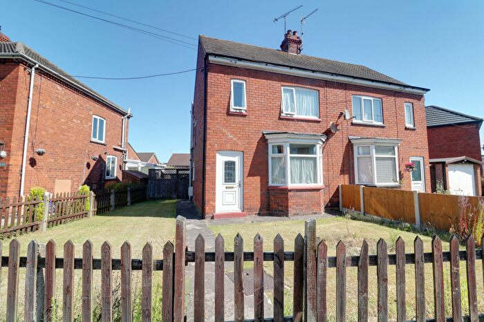 3 Bedroom Semi-Detached House For Sale In West Acridge, Barton-Upon-Humber, DN18
