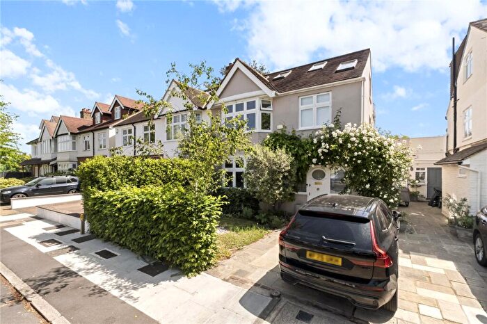 4 Bedroom Semi-Detached House For Sale In Charlotte Road, London, SW13