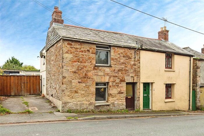 3 Bedroom Semi Detached House For Sale In Barn Lane, Bodmin, Cornwall, PL31