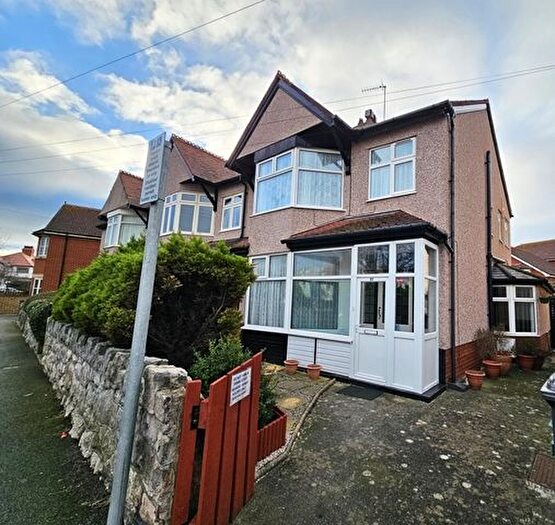 3 Bedroom Semi-Detached House To Rent In Penrhyn Avenue, Rhos On Sea, Colwyn Bay, LL28