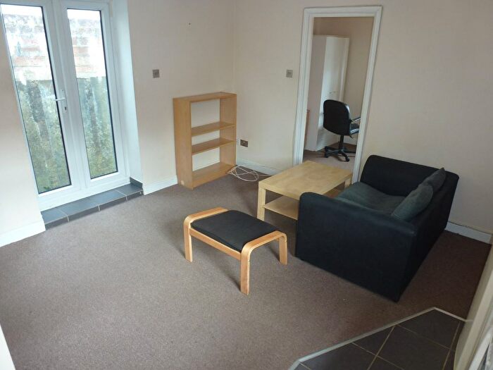 1 Bedroom Flat To Rent In Daniel Street, Cathays, Cardiff, Cardiff, CF24