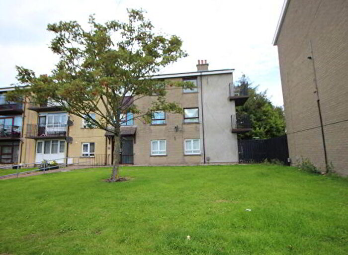 2 Bedroom Apartment / Flats For Sale In Windmill Avenue, Carrickfergus, BT38