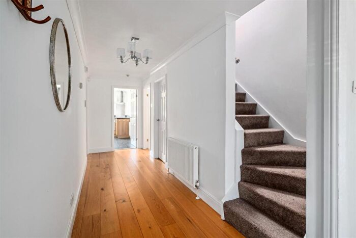 4 Bedroom Detached Bungalow For Sale In Stratford Road, Hockley Heath, Solihull, B94