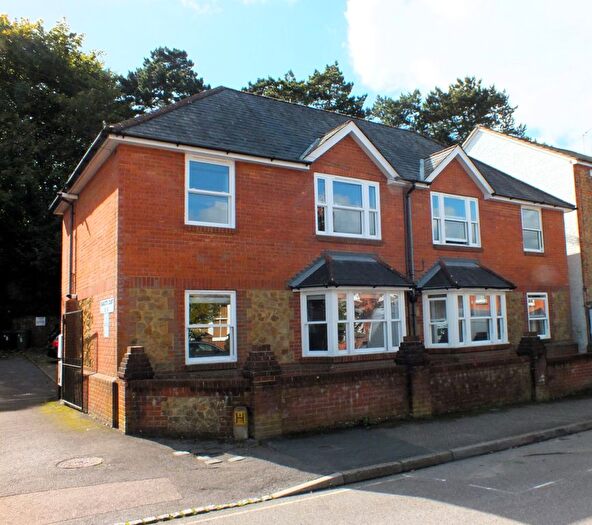 1 Bedroom Flat To Rent In Addison Road, Guildford, GU1