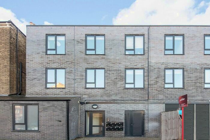 1 Bedroom Flat To Rent In Braxfield Road, Brockley, London, SE4