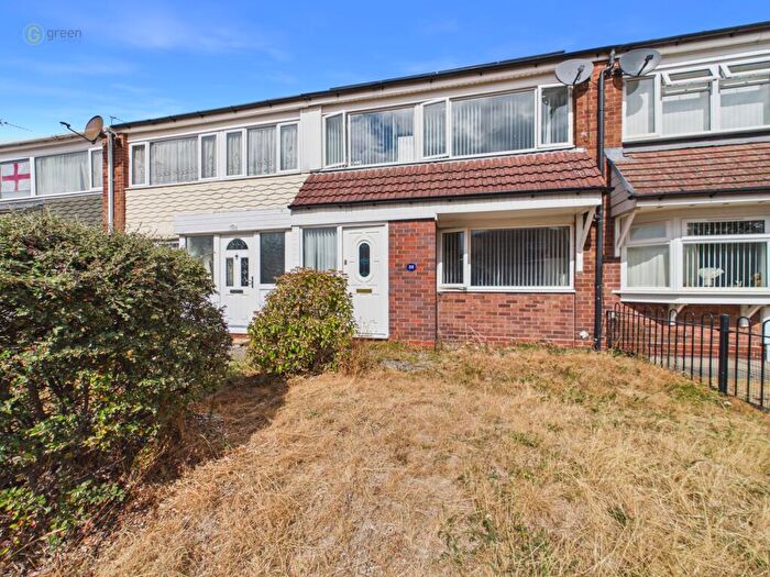 3 Bedroom Terraced House For Sale In Brook Piece Walk, Birmingham, B35
