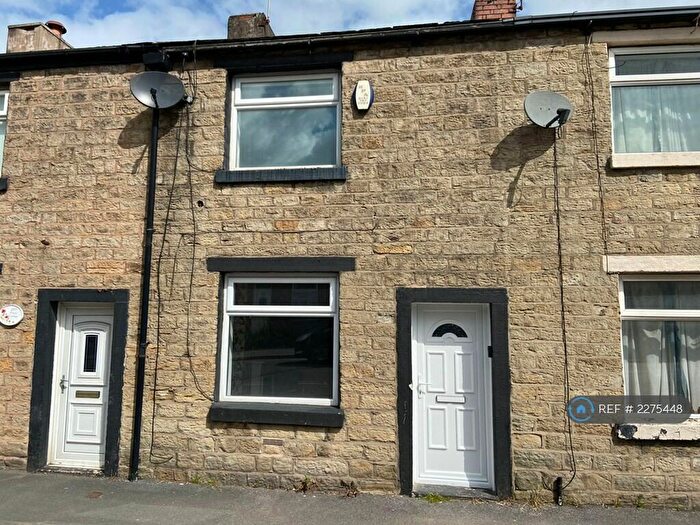 2 Bedroom Terraced House To Rent In Rochdale Old Road, Bury, BL9