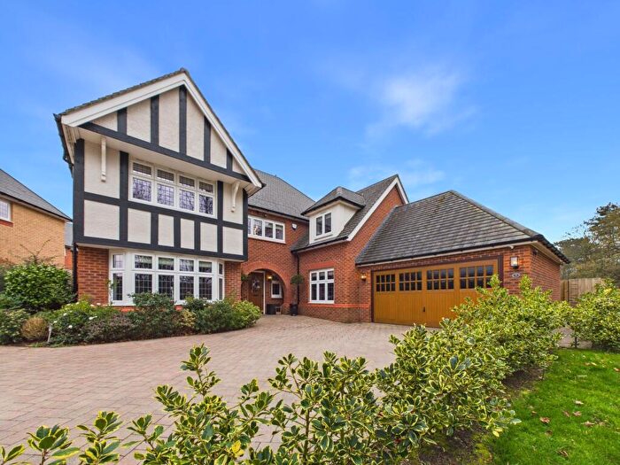 5 Bedroom Detached House For Sale In Maltese Cross Close, Woolton, Liverpool., L25