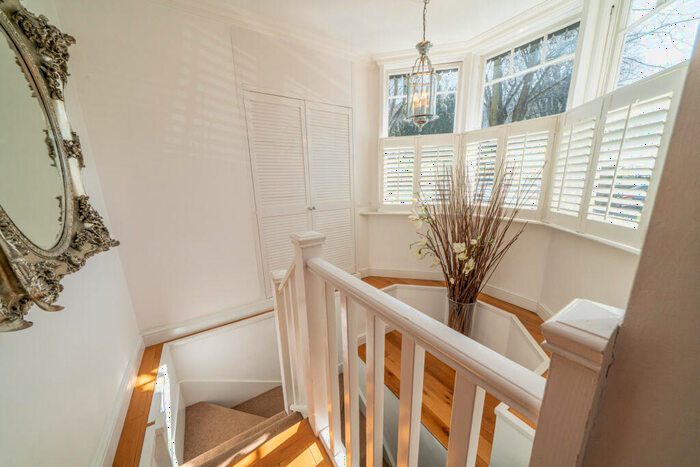 2 Bedroom Apartment To Rent In Romeland Hill, St Albans, Hertfordshire, AL3