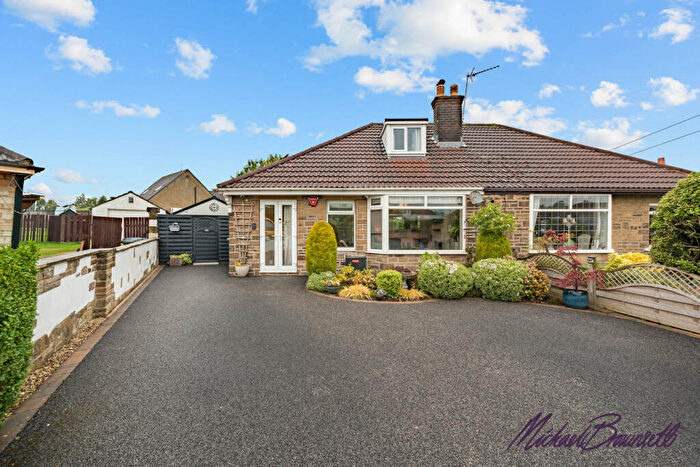 3 Bedroom Semi-Detached House For Sale In Southlands Avenue, Thornton, Bradford, BD13