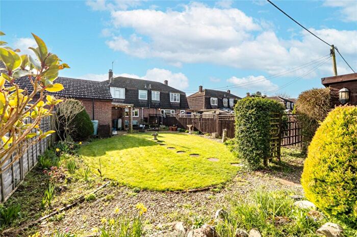 3 Bedroom Semi-Detached House For Sale In Lake Road, East Hagbourne, Didcot, Oxfordshire, OX11