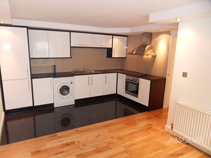 2 Bedroom Flat To Rent In Braddons Hill Road West, Torquay, TQ1