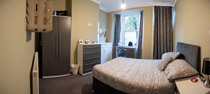 3 Bedroom Terraced House To Rent In Woodbine Avenue, Leicester, LE2