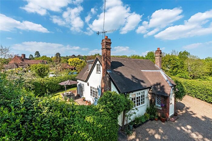 4 Bedroom Detached House For Sale In Spout Lane, Crockham Hill, Edenbridge, Kent, TN8