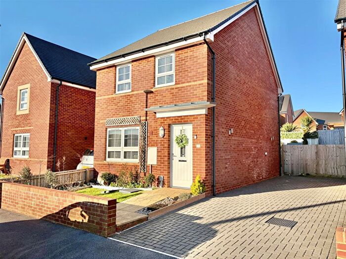 3 Bedroom Detached House For Sale In Samson Road, Hamworthy, BH15