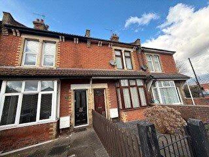1 Bedroom Terraced House To Rent In Sturry Road, Canterbury, Kent, CT1