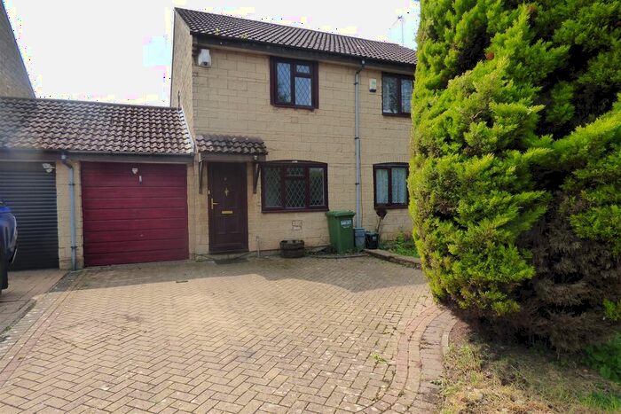 2 Bedroom Semi-Detached House To Rent In Stirling Close, Yate, Bristol, BS37